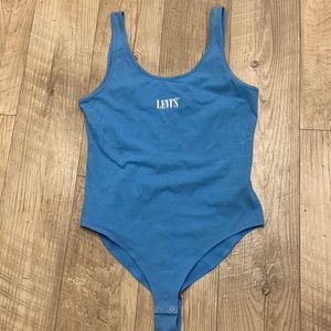 blue levi’s body suit tank